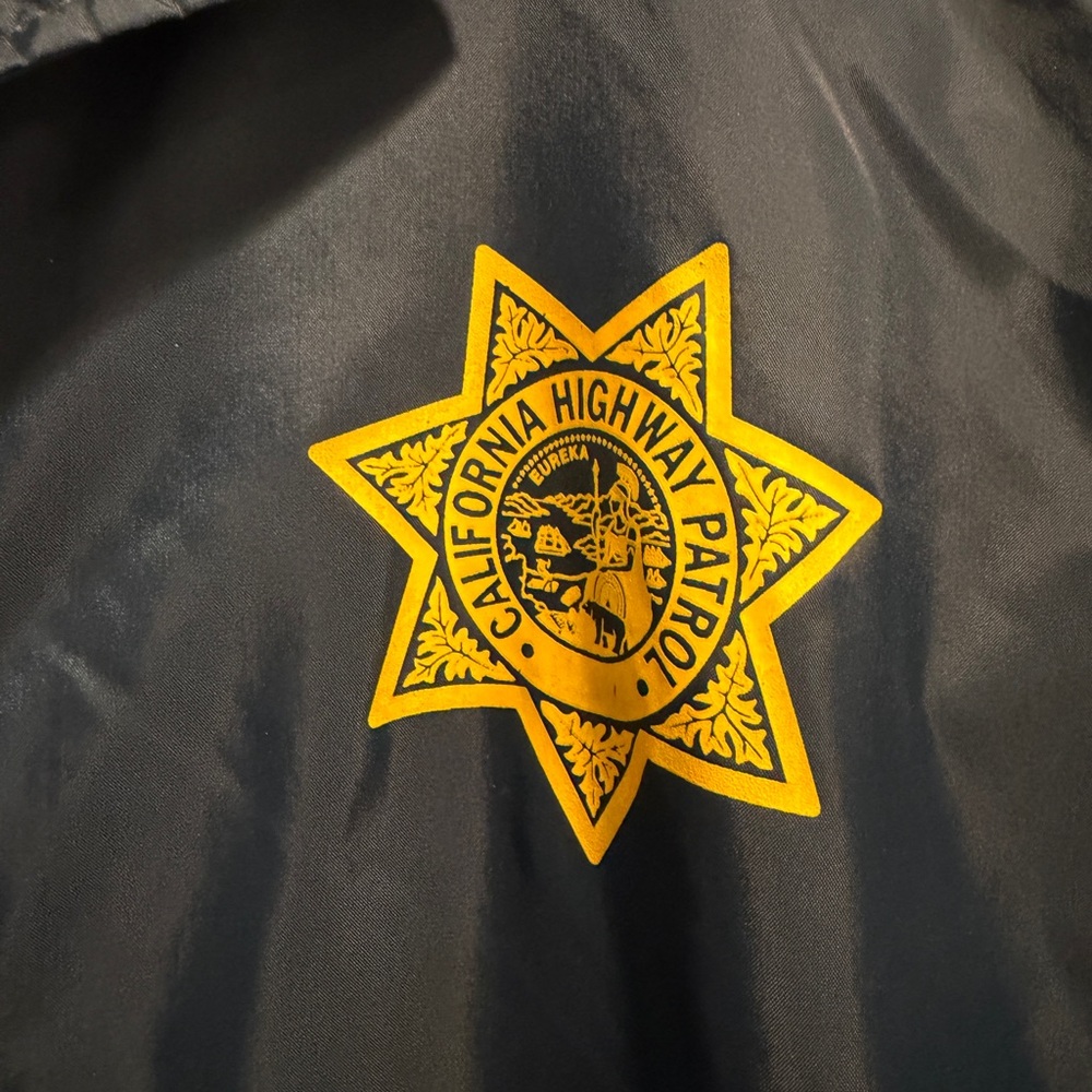 Official CHP California Highway Patrol Police Call-Out Windbreaker Jacket - Picture 5 of 10